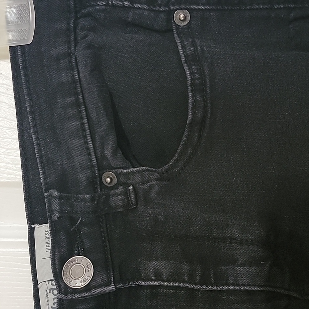 Jeans - Picture 3 of 5